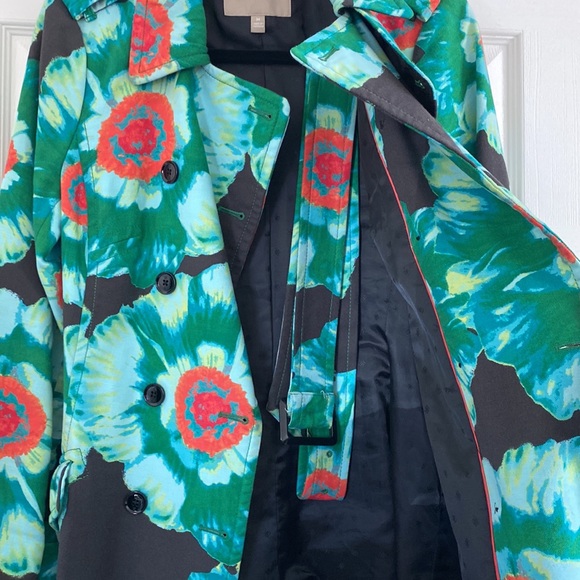 Floral Pattern Trench Coat - Picture 3 of 4